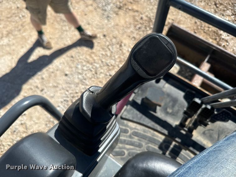 image for item DQ6754 2018 IHI 45V4-F mini excavator