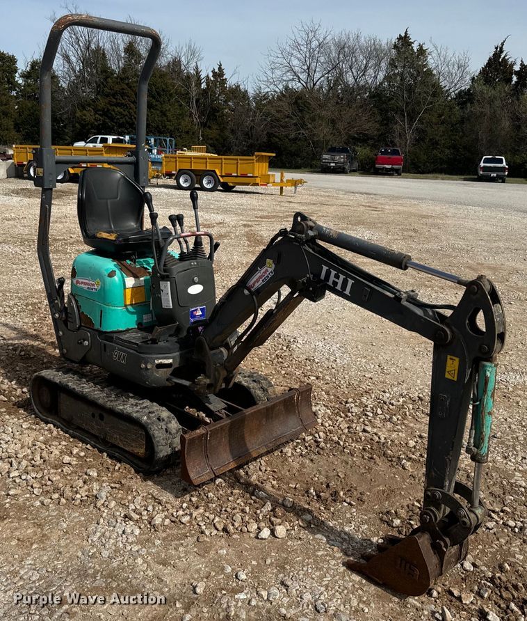 image for item DQ6755 2014 IHI 9VX mini excavator
