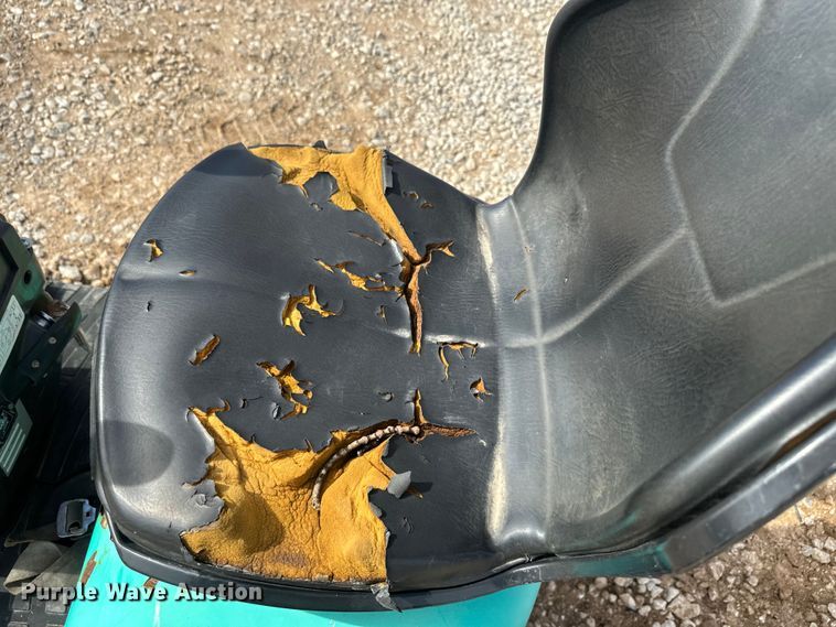 image for item DQ6755 2014 IHI 9VX mini excavator