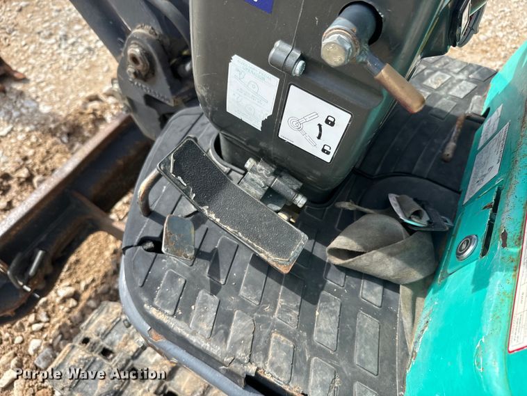 image for item DQ6755 2014 IHI 9VX mini excavator