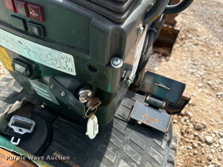 image for item DQ6755 2014 IHI 9VX mini excavator