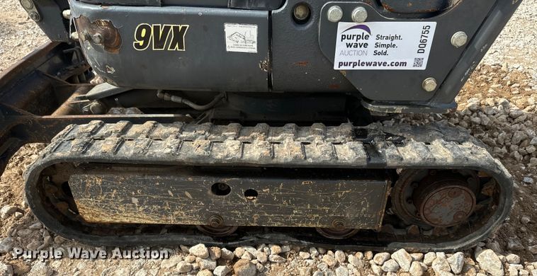 image for item DQ6755 2014 IHI 9VX mini excavator