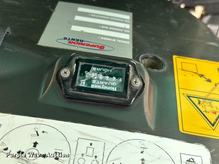 image for item DQ6755 2014 IHI 9VX mini excavator