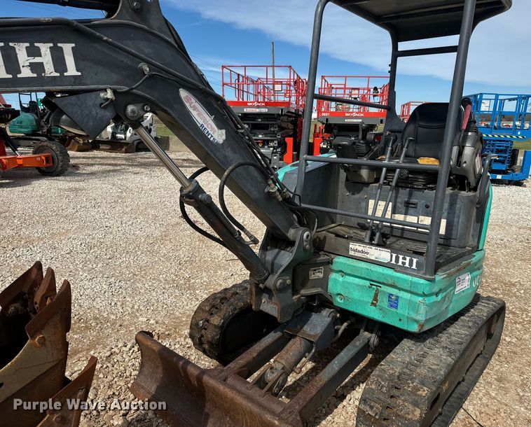 image for item DQ6756 2016 IHI 25V4-F mini excavator