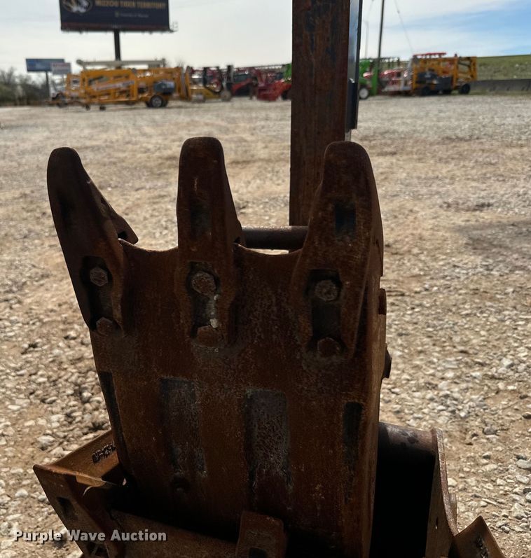 image for item DQ6756 2016 IHI 25V4-F mini excavator