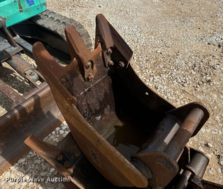 image for item DQ6756 2016 IHI 25V4-F mini excavator