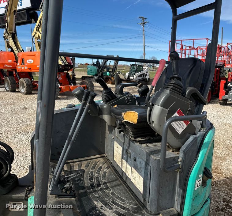 image for item DQ6756 2016 IHI 25V4-F mini excavator