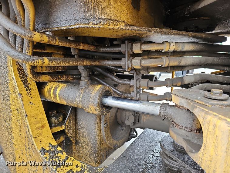 image for item DQ8572 1989 Caterpillar IT18B wheel loader