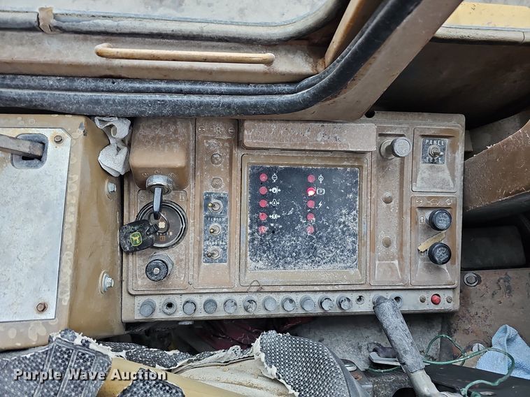 image for item DQ8572 1989 Caterpillar IT18B wheel loader