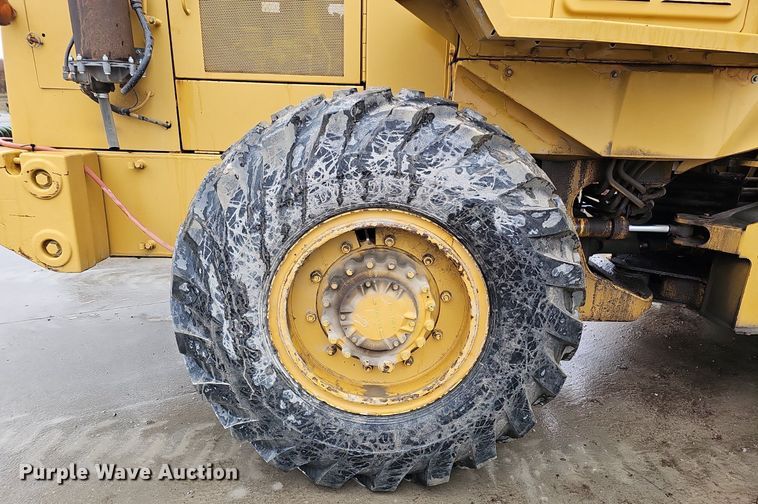 image for item DQ8572 1989 Caterpillar IT18B wheel loader