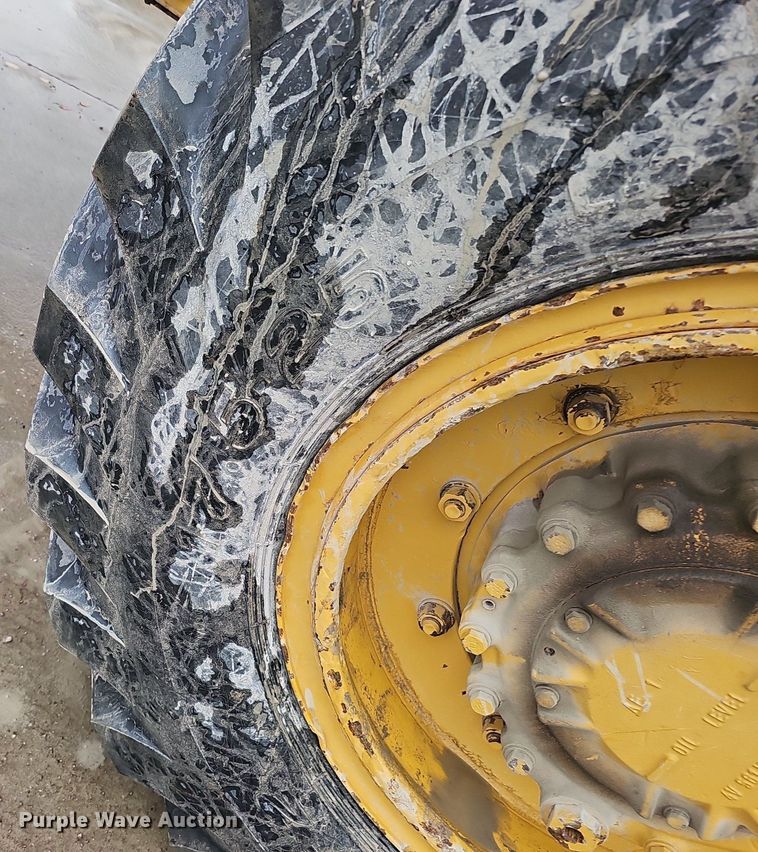 image for item DQ8572 1989 Caterpillar IT18B wheel loader