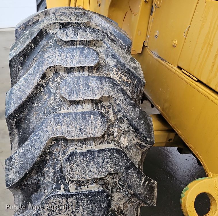 image for item DQ8572 1989 Caterpillar IT18B wheel loader