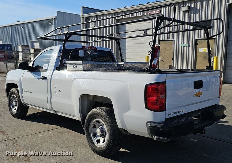 image for item DQ8576 2017 Chevrolet Silverado 1500 pickup truck