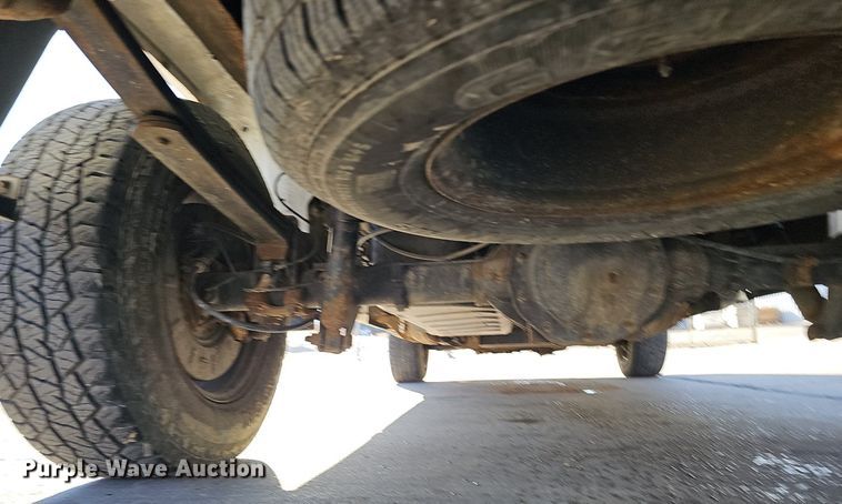 image for item DQ8576 2017 Chevrolet Silverado 1500 pickup truck