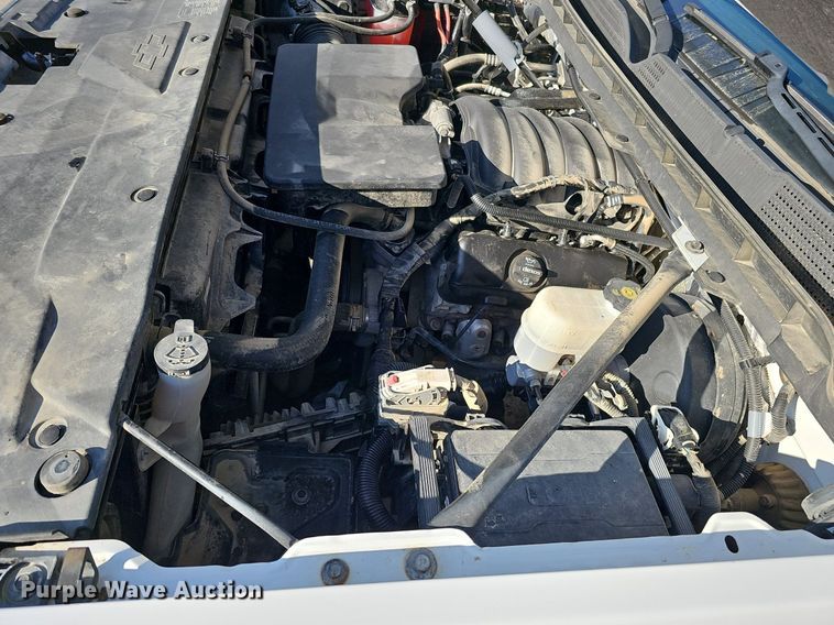 image for item DQ8576 2017 Chevrolet Silverado 1500 pickup truck