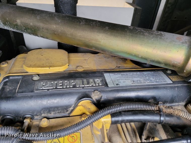 image for item DR7886 2006 Caterpillar  XQ80-2 generator