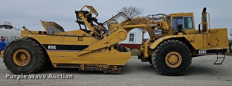 image for item DR8537 1988 Caterpillar  615C conventional scraper 