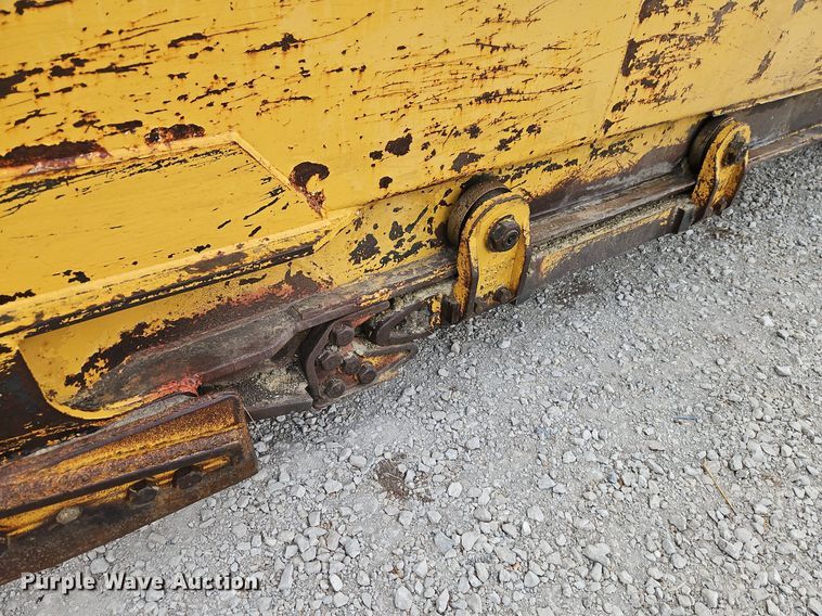 image for item DR8537 1988 Caterpillar  615C conventional scraper 