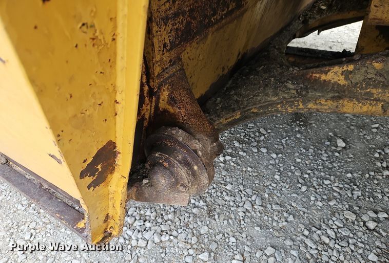 image for item DR8537 1988 Caterpillar  615C conventional scraper 