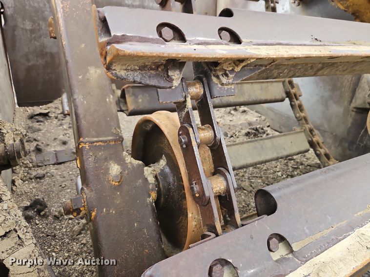 image for item DR8537 1988 Caterpillar  615C conventional scraper 