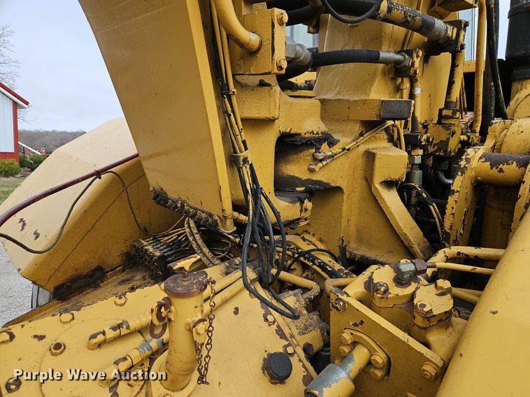 image for item DR8537 1988 Caterpillar  615C conventional scraper 