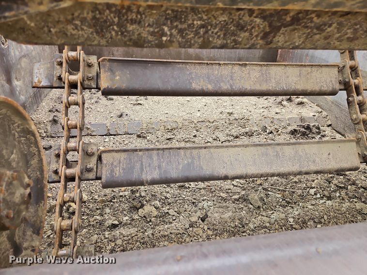 image for item DR8537 1988 Caterpillar  615C conventional scraper 