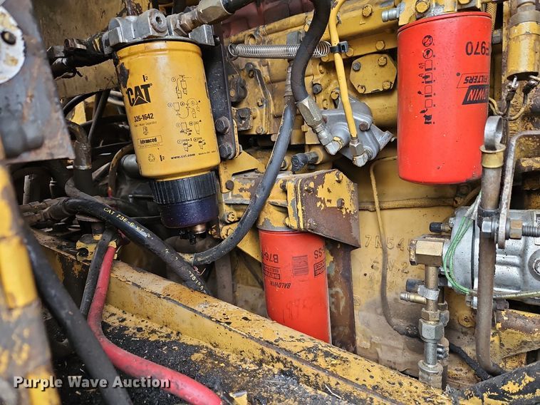 image for item DR8537 1988 Caterpillar  615C conventional scraper 