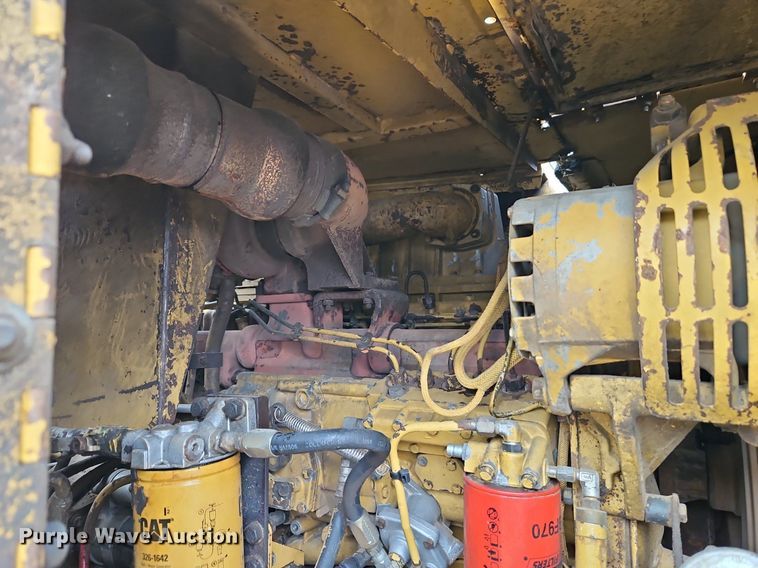 image for item DR8537 1988 Caterpillar  615C conventional scraper 