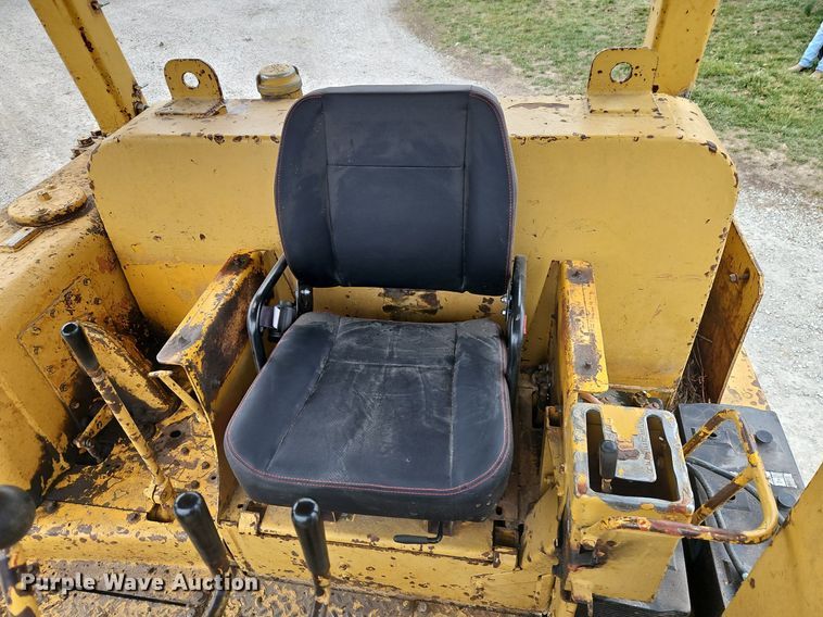 image for item DR8538 1972 Caterpillar  D8H dozer