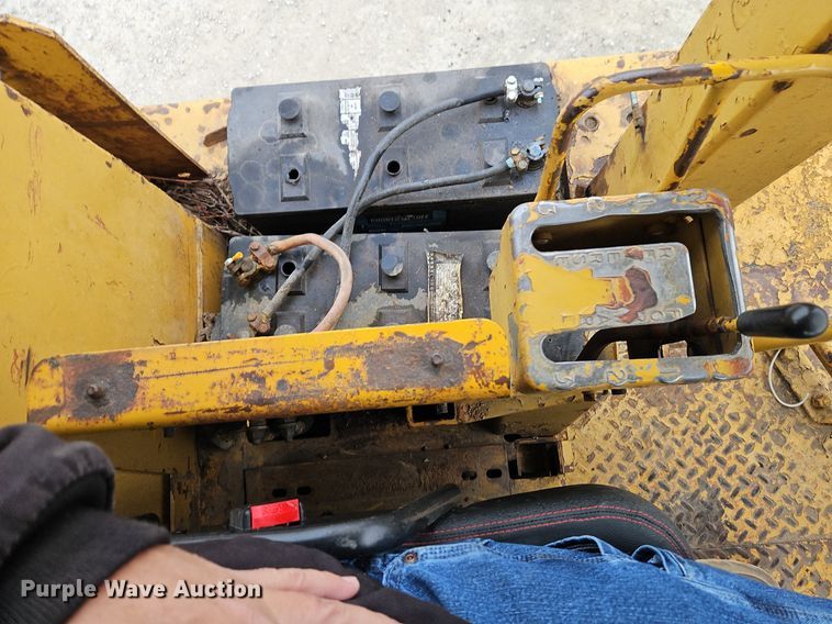 image for item DR8538 1972 Caterpillar  D8H dozer
