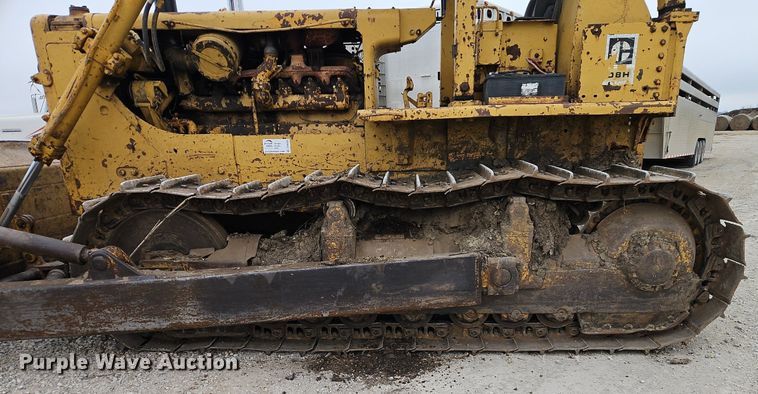image for item DR8538 1972 Caterpillar  D8H dozer