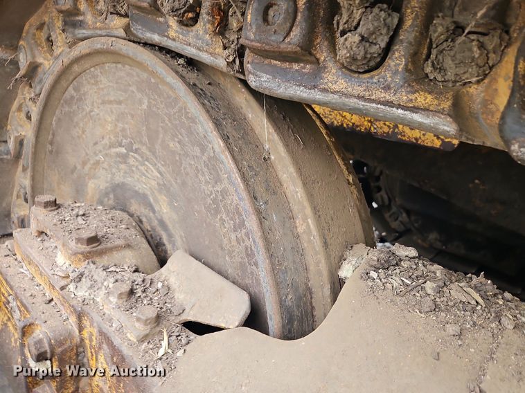 image for item DR8538 1972 Caterpillar  D8H dozer