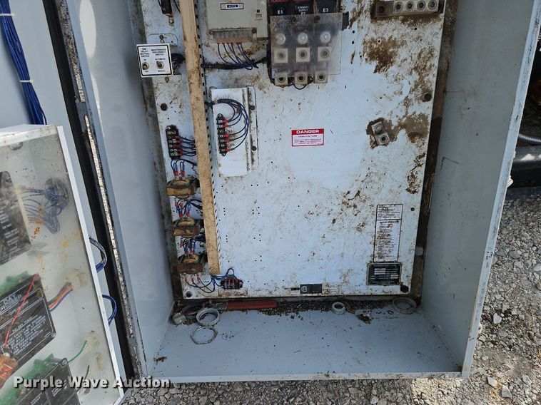 image for item DR8539 2001 Generac 1500350100 generator