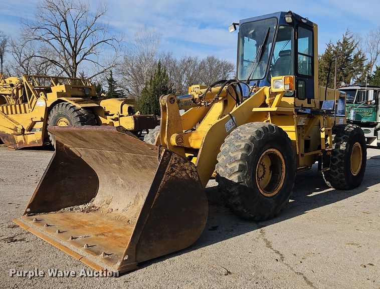 image for item DR8547 1996 Komatsu  WA320-1 wheel loader