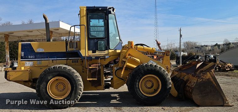 image for item DR8547 1996 Komatsu  WA320-1 wheel loader