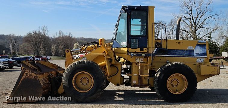 image for item DR8547 1996 Komatsu  WA320-1 wheel loader