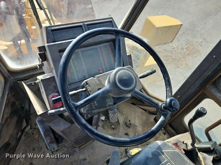 image for item DR8547 1996 Komatsu  WA320-1 wheel loader