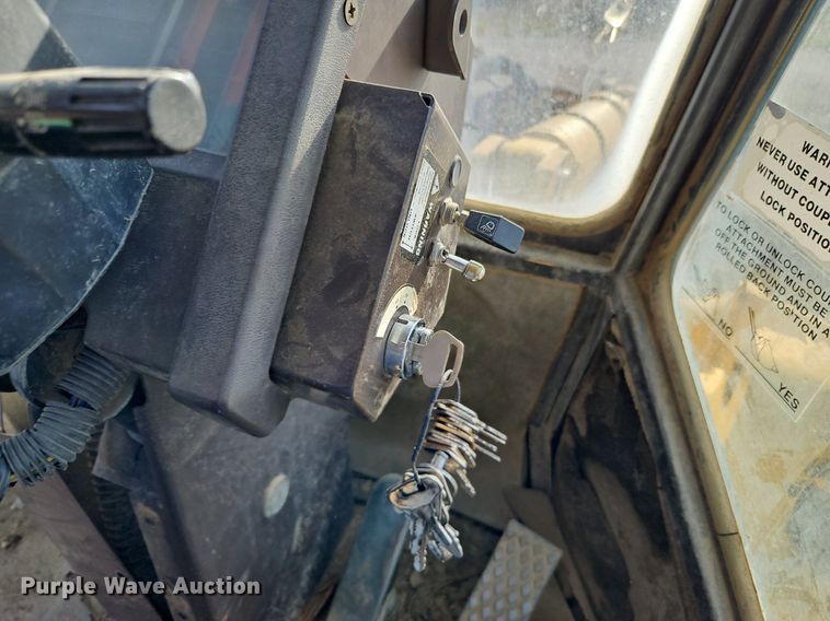 image for item DR8547 1996 Komatsu  WA320-1 wheel loader