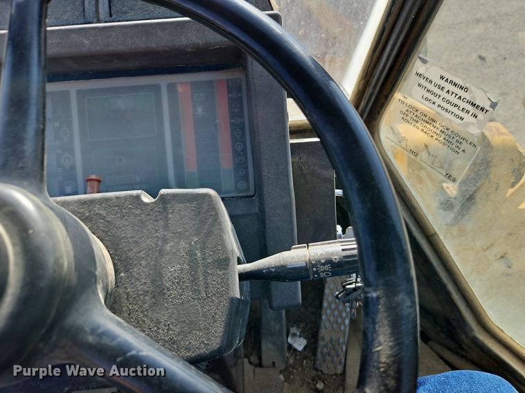 image for item DR8547 1996 Komatsu  WA320-1 wheel loader