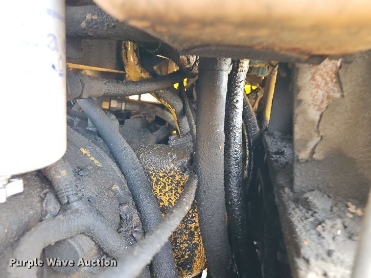 image for item DR8547 1996 Komatsu  WA320-1 wheel loader