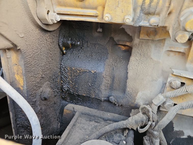 image for item DR8547 1996 Komatsu  WA320-1 wheel loader