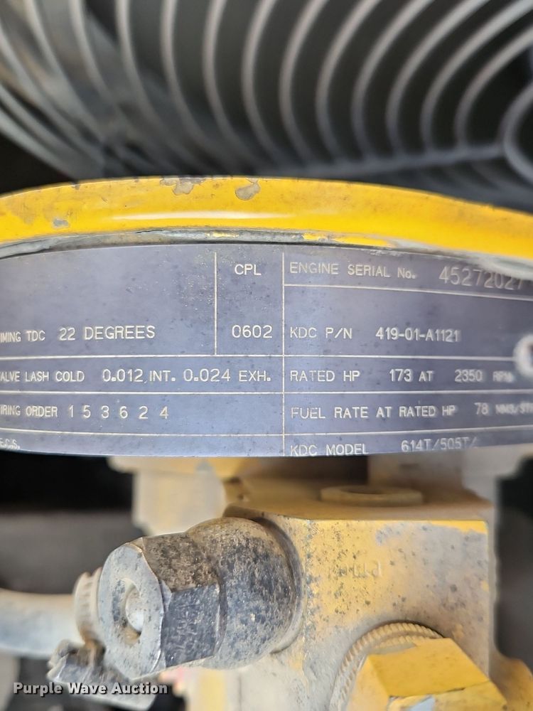 image for item DR8547 1996 Komatsu  WA320-1 wheel loader