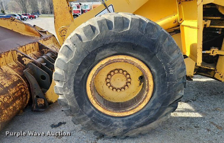 image for item DR8547 1996 Komatsu  WA320-1 wheel loader