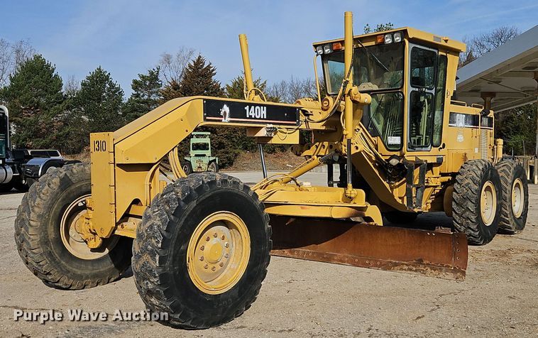 image for item DR8548 1996 Caterpillar  140H motor grader