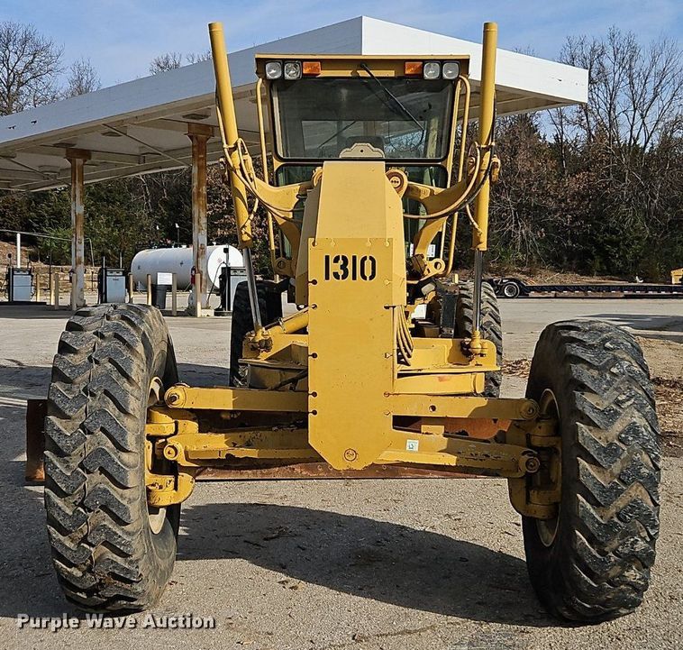 image for item DR8548 1996 Caterpillar  140H motor grader