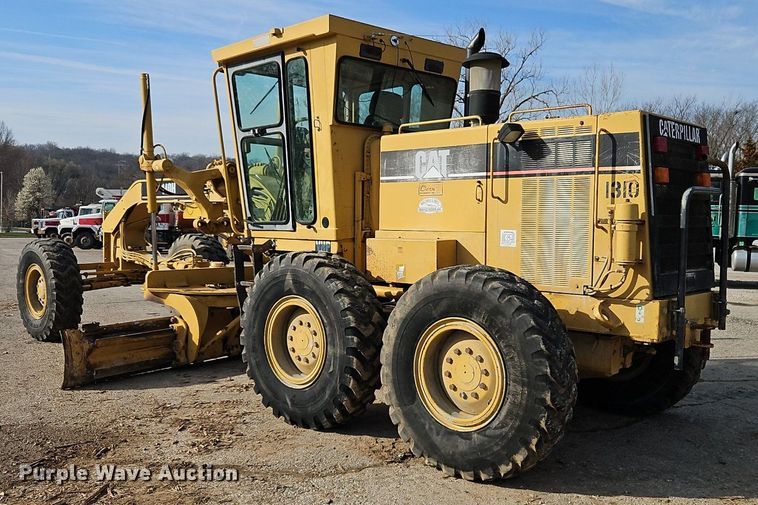 image for item DR8548 1996 Caterpillar  140H motor grader