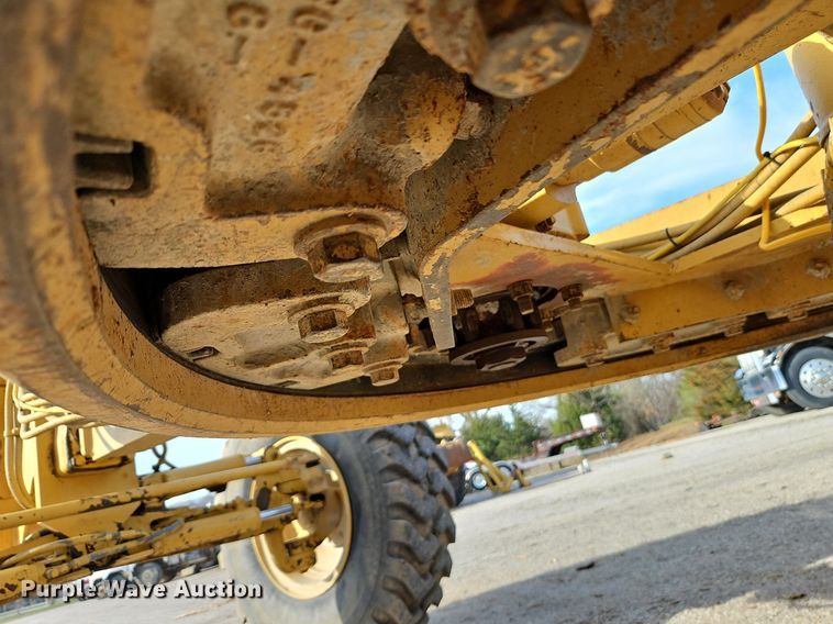 image for item DR8548 1996 Caterpillar  140H motor grader