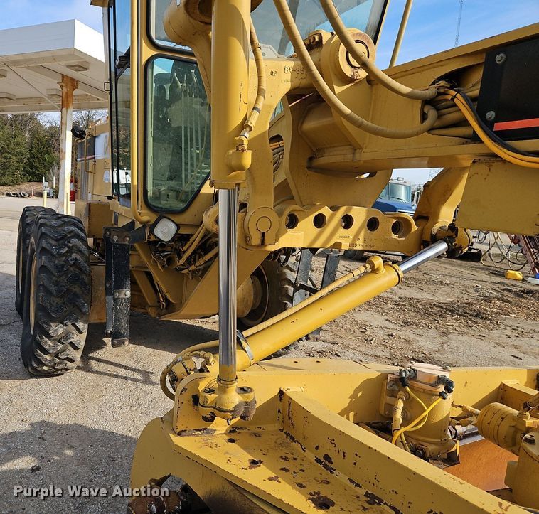 image for item DR8548 1996 Caterpillar  140H motor grader