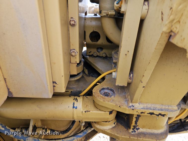 image for item DR8548 1996 Caterpillar  140H motor grader