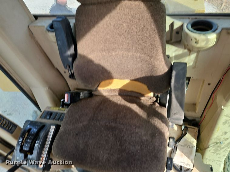 image for item DR8548 1996 Caterpillar  140H motor grader